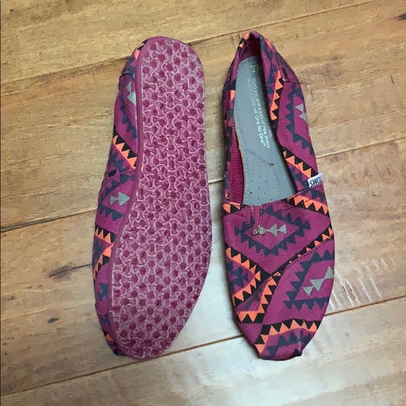 Aztec printed Toms - Picture 2 of 2